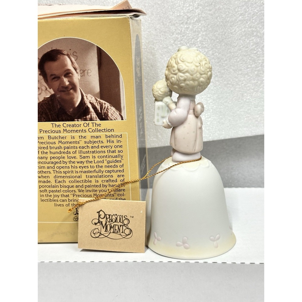 Precious Moments "Love Is‎ The Best Gift Of All" 1987 Figurine Bisque Bell - Picture 7 of 8
